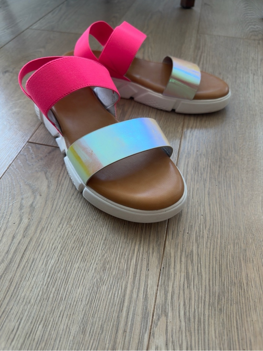 Brand New Dirty Laundry Hot Pink Sandals with Iridescent Rainbow Strap - Picture 2 of 7